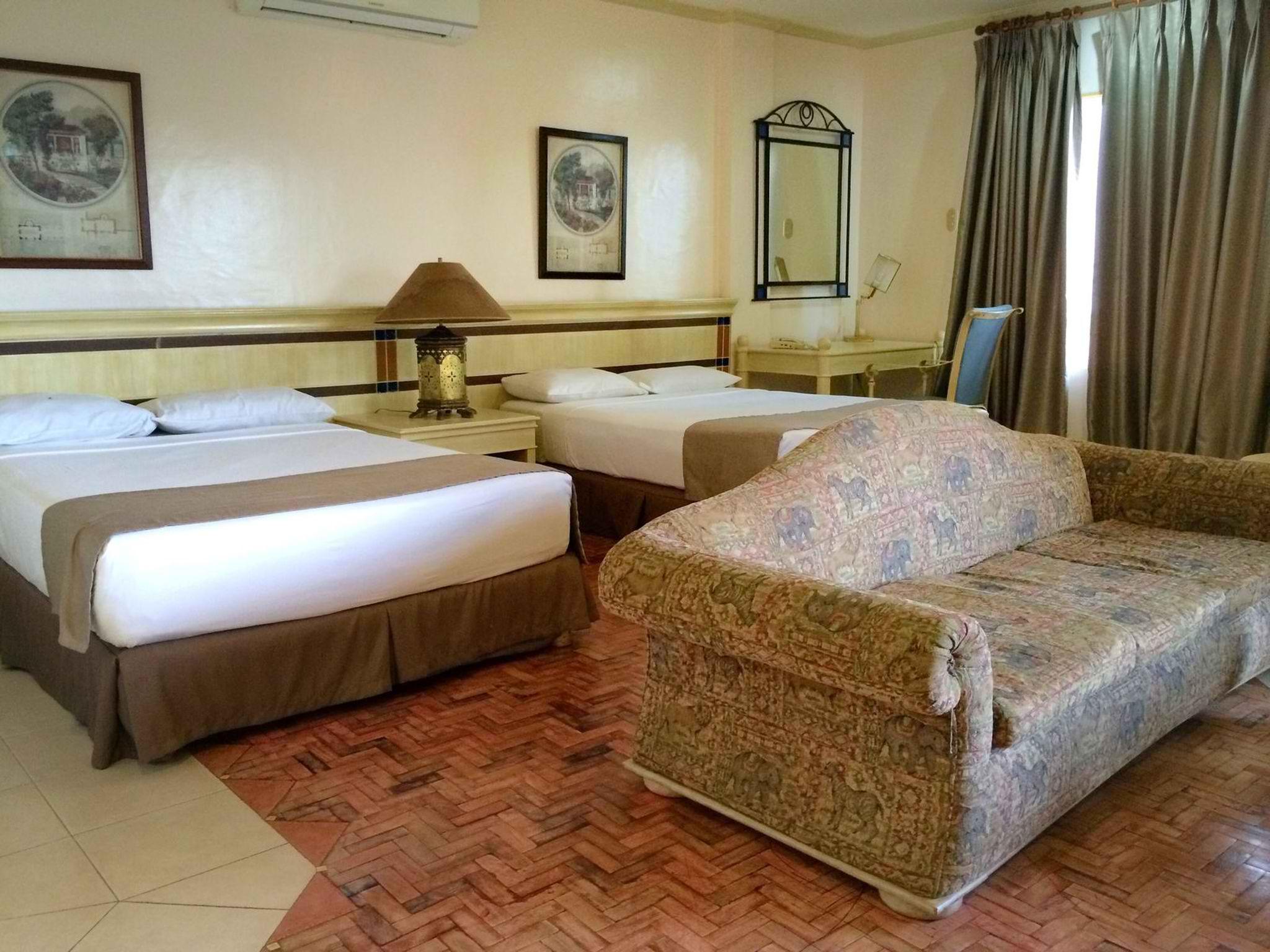 Club Morocco Resort And Country Club Subic Ngoại thất bức ảnh