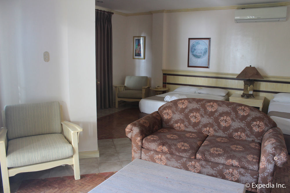 Club Morocco Resort And Country Club Subic Ngoại thất bức ảnh