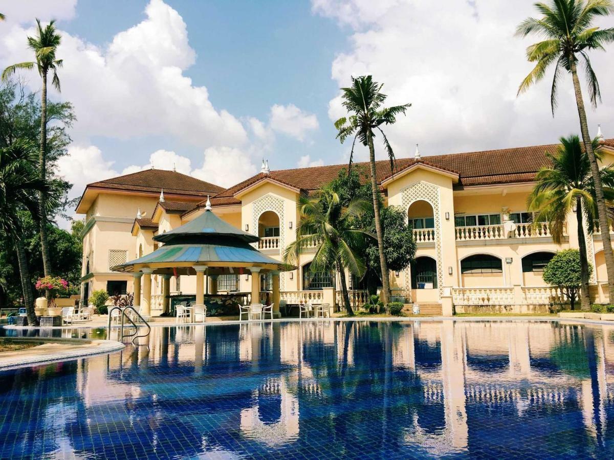 Club Morocco Resort And Country Club Subic Ngoại thất bức ảnh